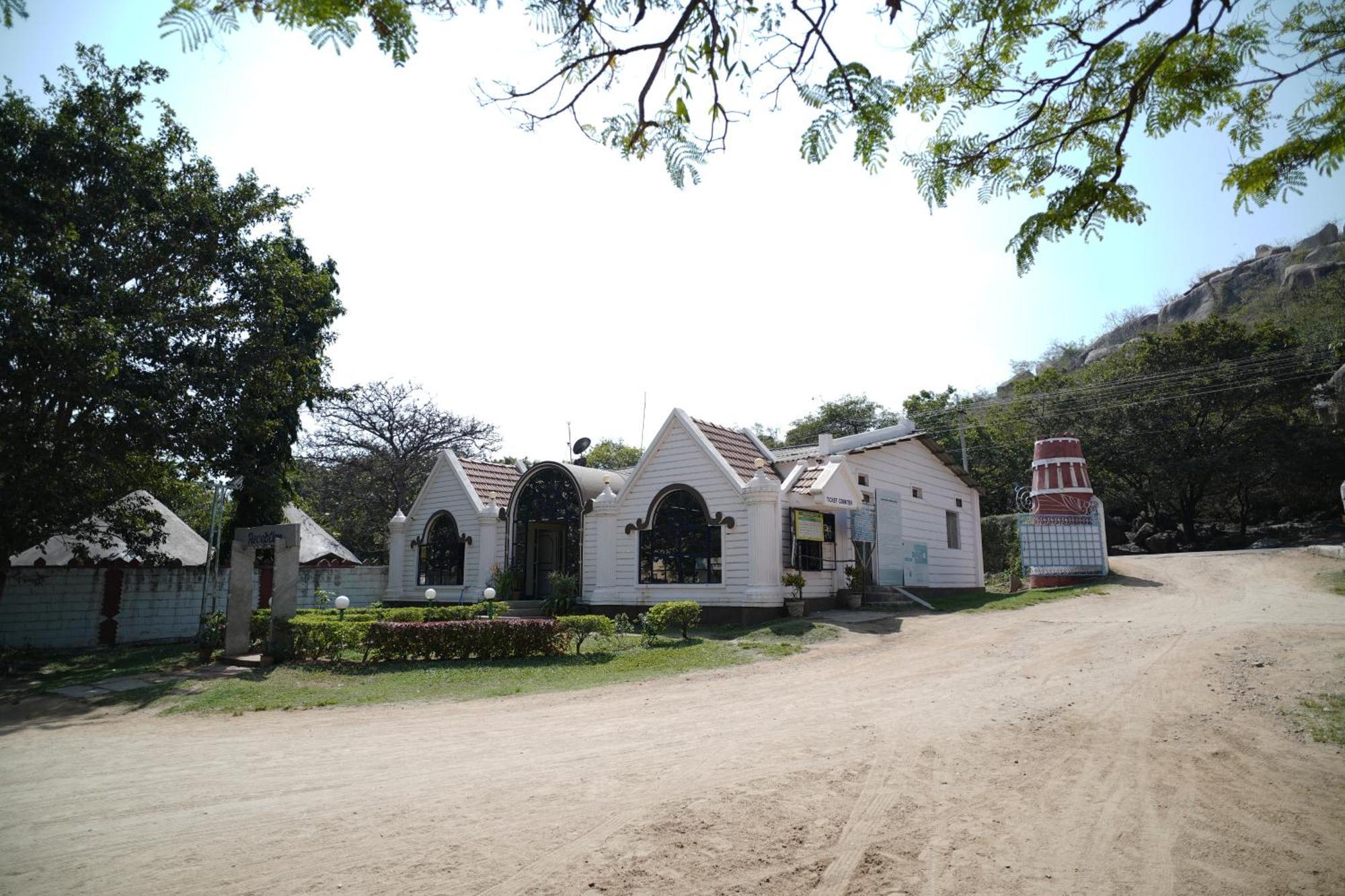 Kishkinda Heritage Resort Hampi Exterior foto